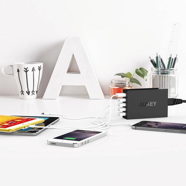 Aukey 5-Port 54W  QC3.0 USB Charging Station