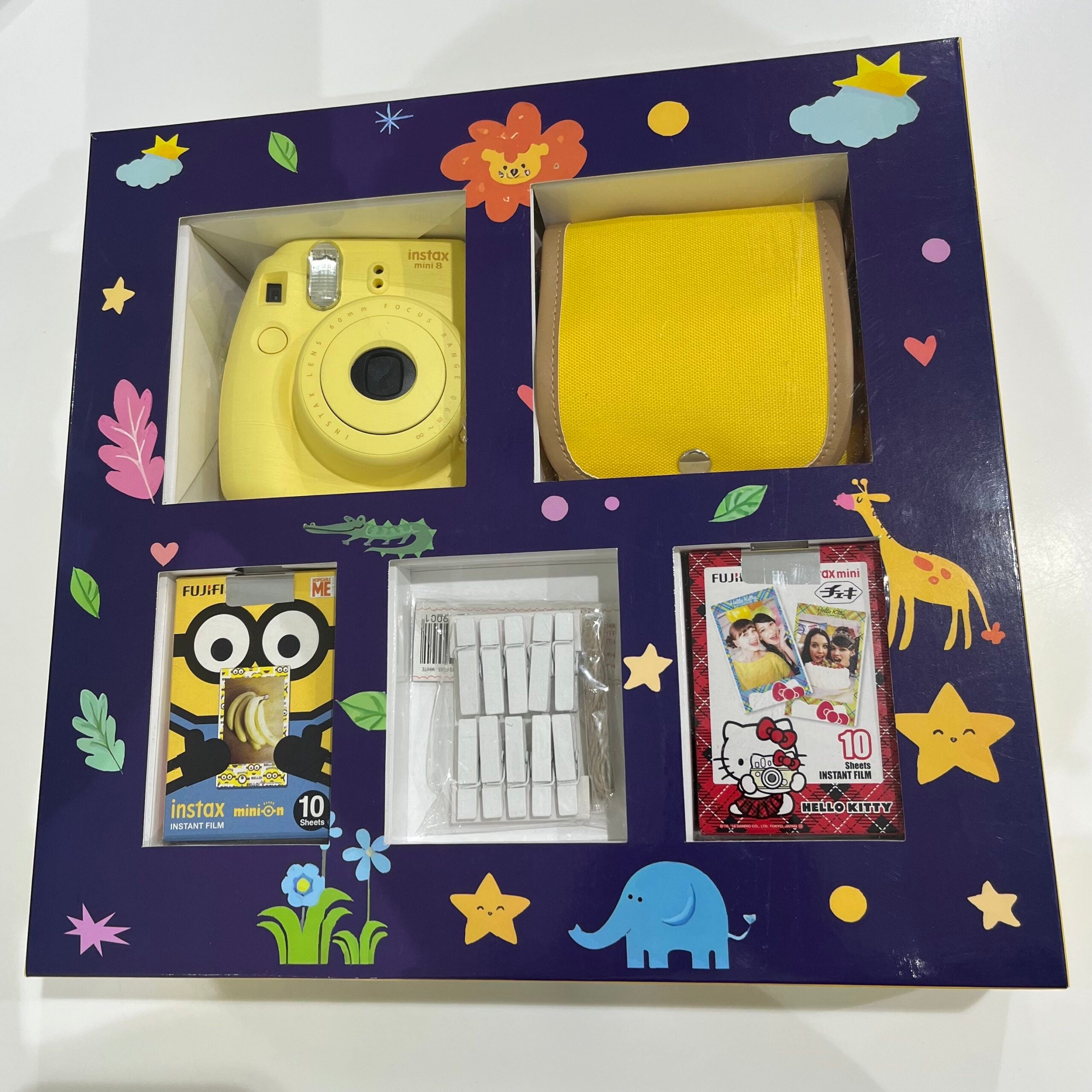 Fujifilm Instax Mini 8 || Yellow ( Gift Box ) Minion Film