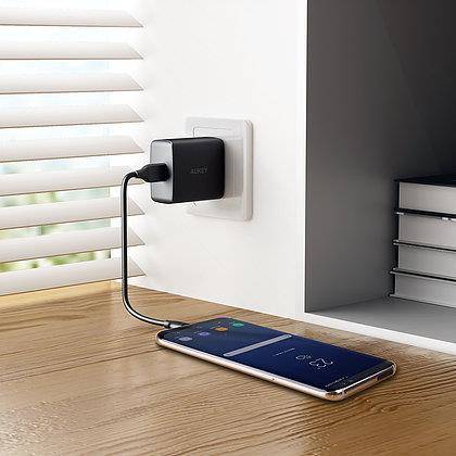 Aukey - PA-T17 single port pure QC 3.0 wall plug (black) with 1 meter A-C line
